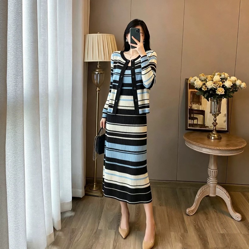 Conjunto de Saia Plissada Miya - Women Formal Wear For Summer avaliação e preço